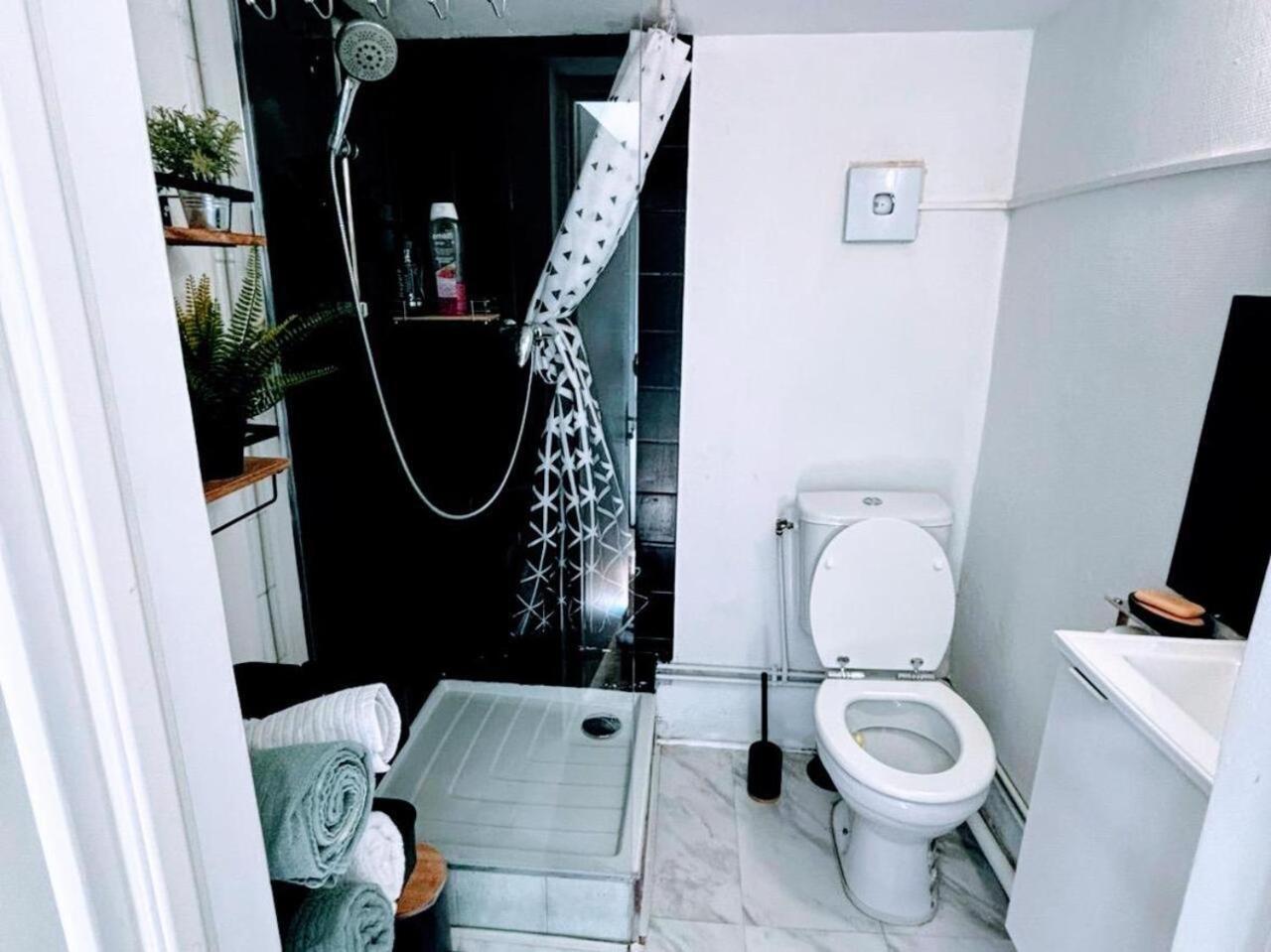 Appartement Avec Terrasse - Goupama Stadium, Eurexpo, Ldlc Arena, La Soie Vaulx-en-Velin Kültér fotó